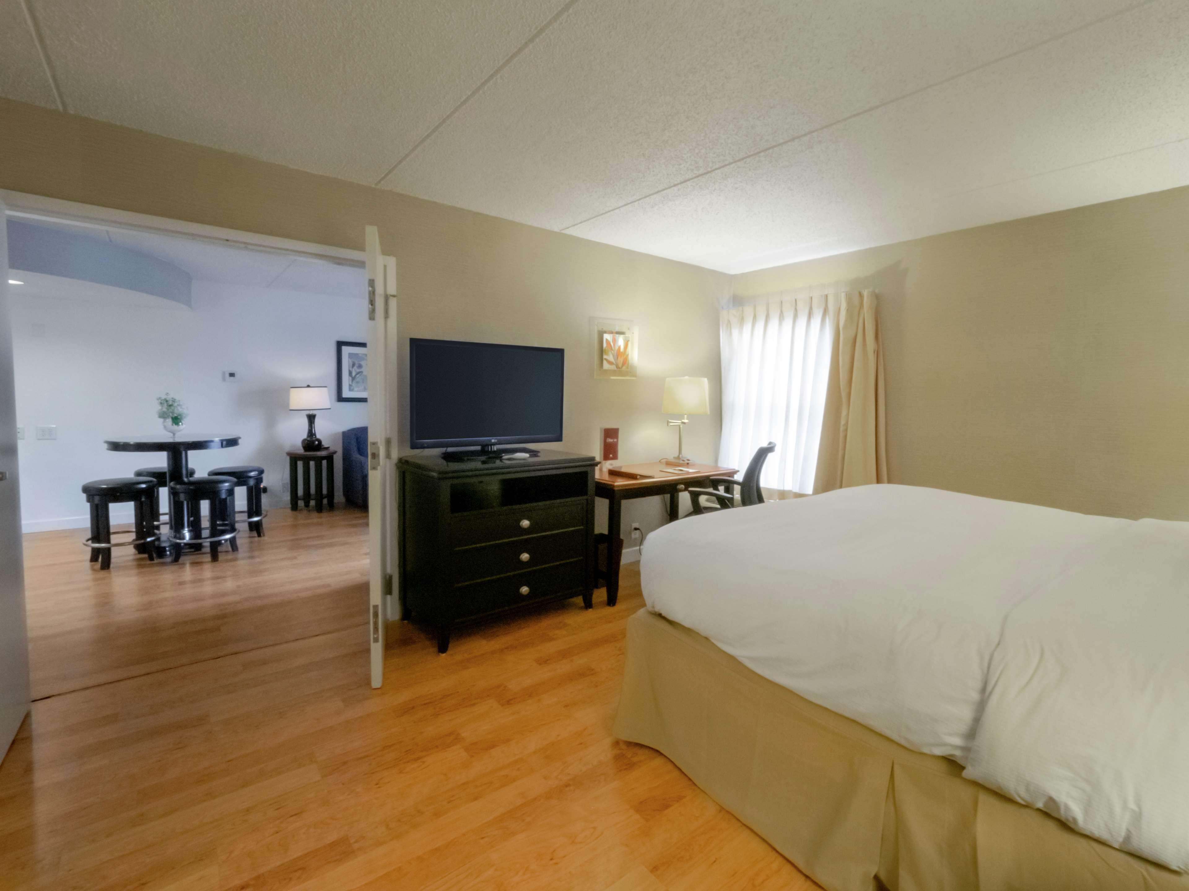 Doubletree By Hilton Buffalo-Amherst Exterior foto